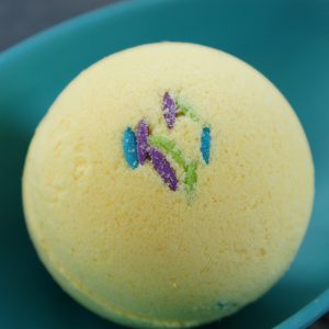 Banana Coconut bath bomb